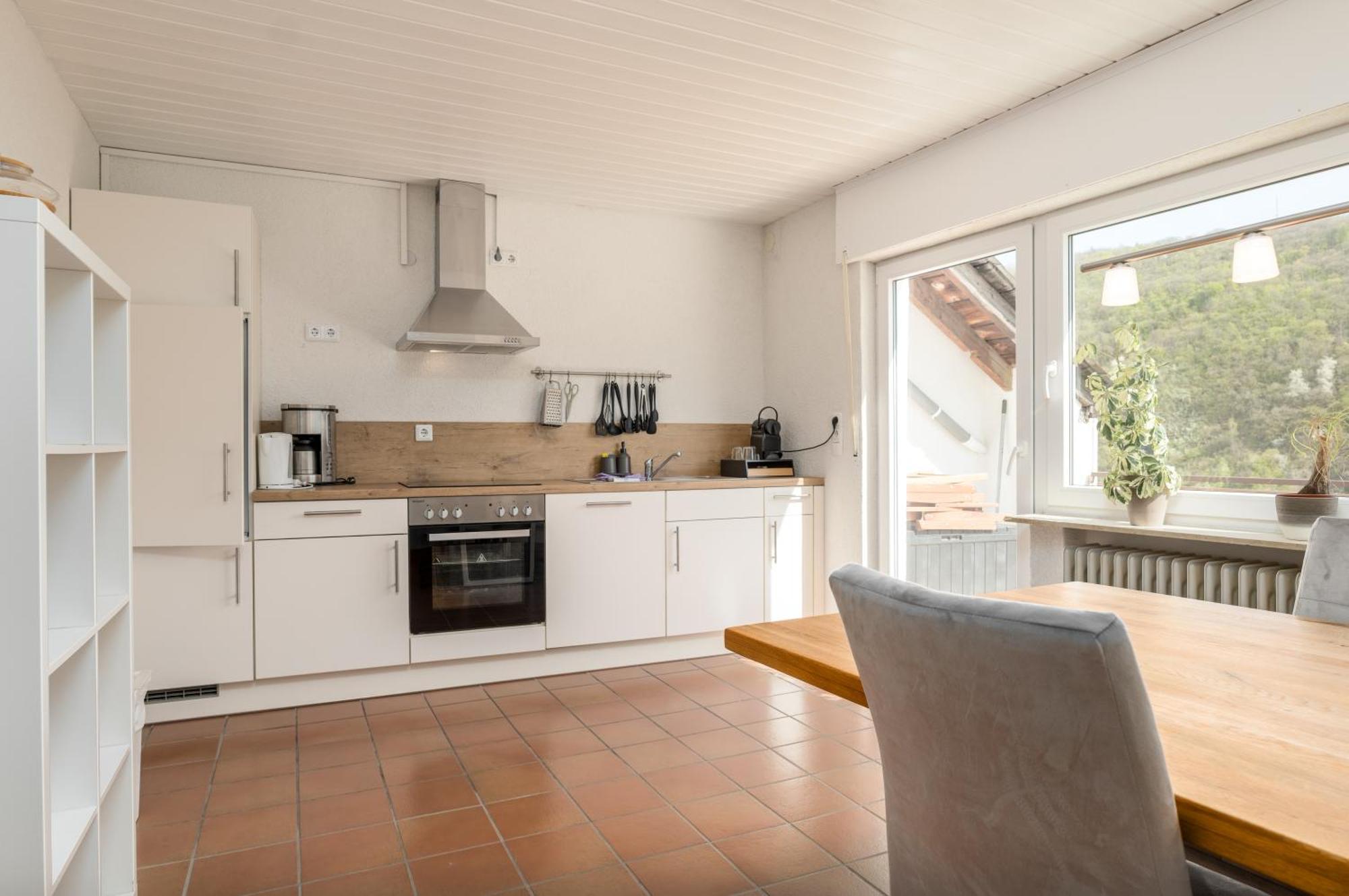 Riesling Appartement For 2 - 4 People - Billiards - Balcony With Mosel View - Parking - Wine Barrel Bar - Fully Equipped Kitchen - Netflix - Waiputv - 3 Km From Cochem Klotten Dış mekan fotoğraf