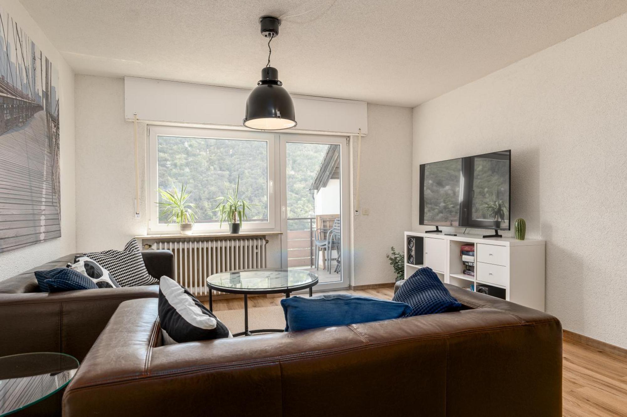 Riesling Appartement For 2 - 4 People - Billiards - Balcony With Mosel View - Parking - Wine Barrel Bar - Fully Equipped Kitchen - Netflix - Waiputv - 3 Km From Cochem Klotten Dış mekan fotoğraf